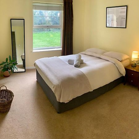 Peaceful Garden View Apt. Close To Central London Ngoại thất bức ảnh